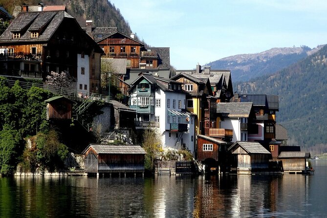 Guided Day Trip to Hallstatt with a local from Vienna - Storytelling you can feel: what the best guides bring