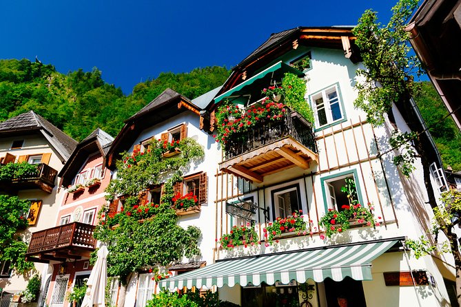 Hallstatt Day Trip from Vienna - Crowd Reality: How to Enjoy Hallstatt Without Losing Your Calm