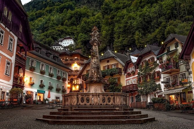 Hallstatt Full-Day Tour from Vienna - Getting your expectations right on buses, vans, and seat comfort