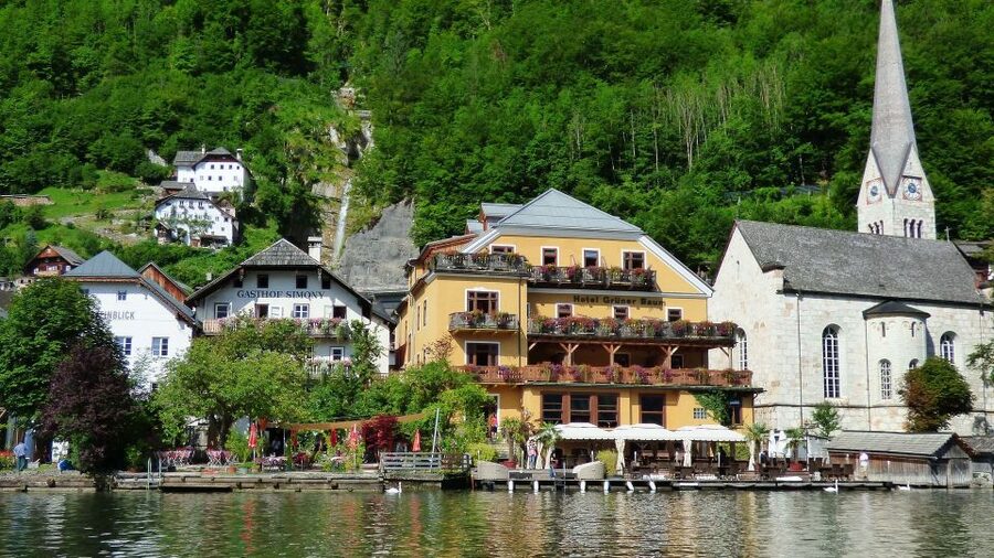 Hallstatt Private Walk Tour - Hallstatt culture and the town’s key stops: market, church, salt mine