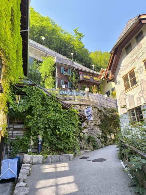 Hallstatt & Salzburg Day Trip from Vienna or Bratislava - Traunkirchen optional stop, and why winter skips it