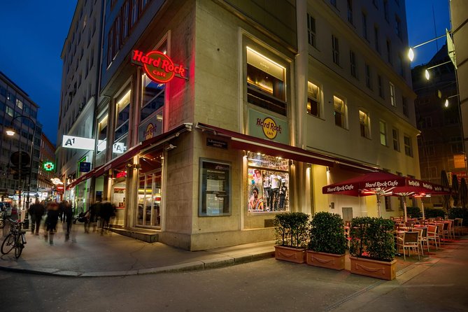 Hard Rock Cafe Vienna with Set Menu for Lunch or Dinner - The set menus: Gold (2 courses) vs Diamond (3 courses)