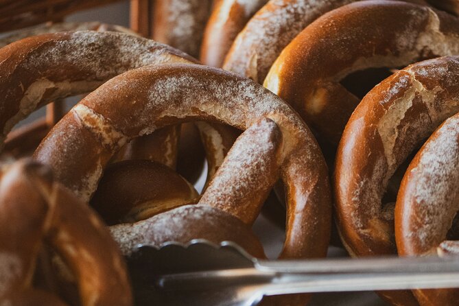 Innsbruck: A Walking Food Tour with Full Meal by Do Eat Better - What this Innsbruck food walk gets right