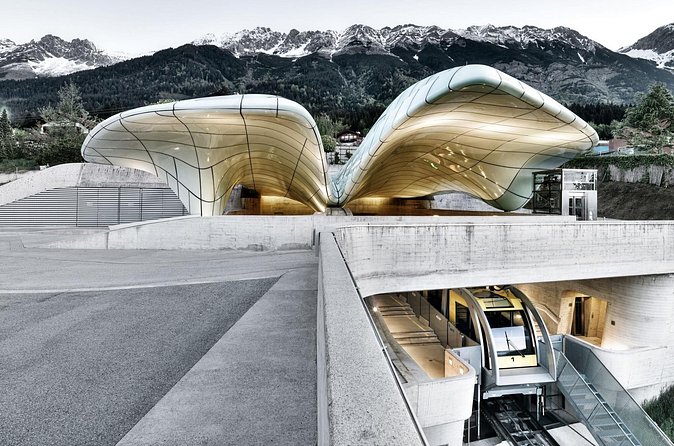 Innsbruck: Hungerburg Funicular Roundtrip Ticket - Comfort, Capacity, and Cabin Reality