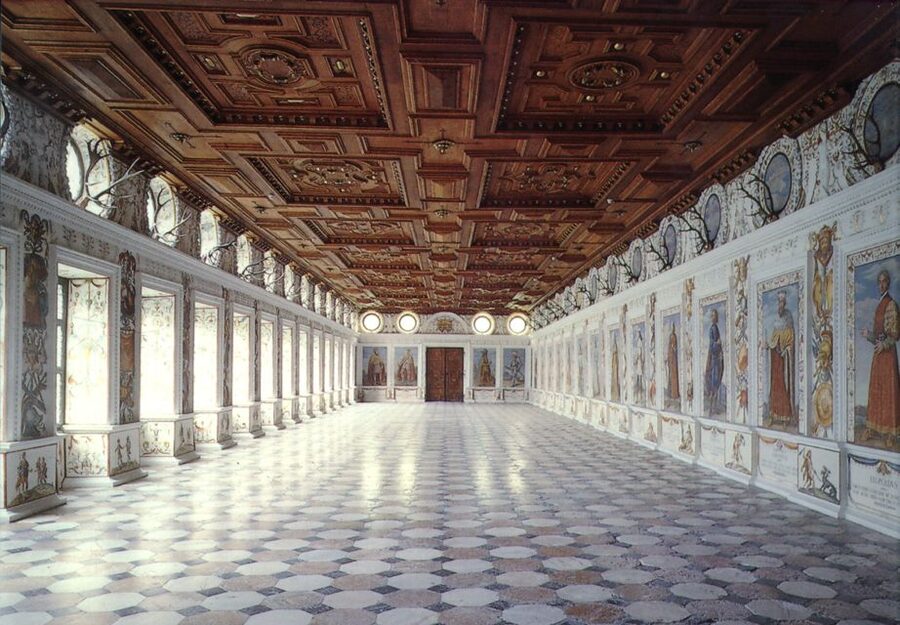 Innsbruck: Tickets for Schloss Ambras - Should you book Schloss Ambras tickets for Innsbruck?