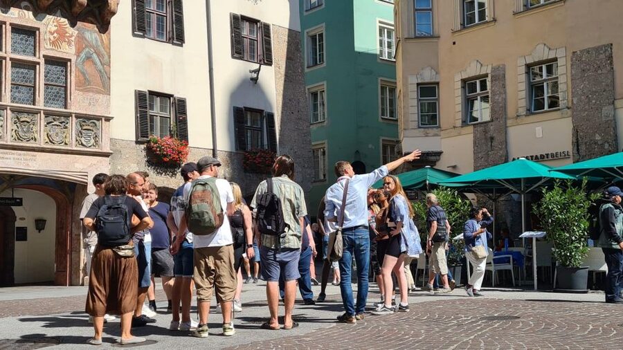 Innsbruck - "Welcome Tour" by Per Pedes. Guided City Tour. - The Hofburg in Innsbruck: The Vienna Connection