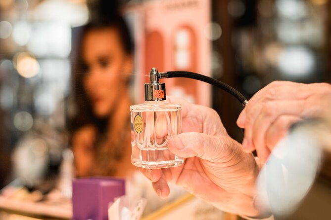 KuK perfumery Filz - the fragrance of empress Sisi - Price and logistics: what $35.49 gets you, and what it does not