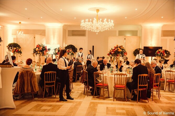 Kursalon Vienna: Strauss and Mozart Concert With Dinner - After dessert: Lanner Hall, singers, dancers, and Salonorchester Alt Wien