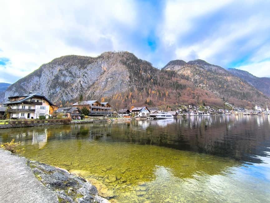 Lake & Alps Adventure: Hallstatt & Salzburg - Traunkirchen optional on Lake Traunsee: a seasonal bonus, not a guarantee