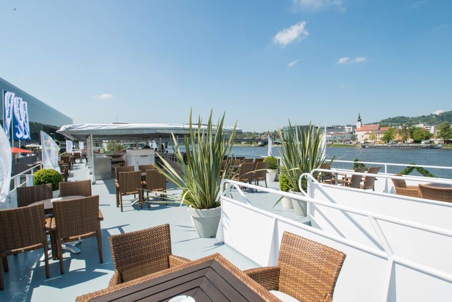 Linz: Harbor Cruise - Who This Cruise Suits Best