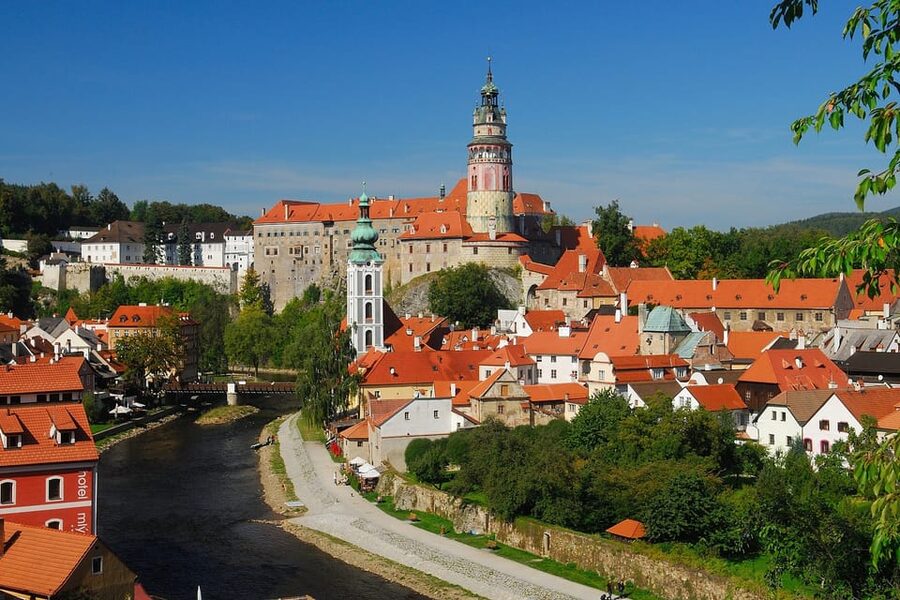 Linz: Private Day Trip to Cesky Krumlov - FAQ