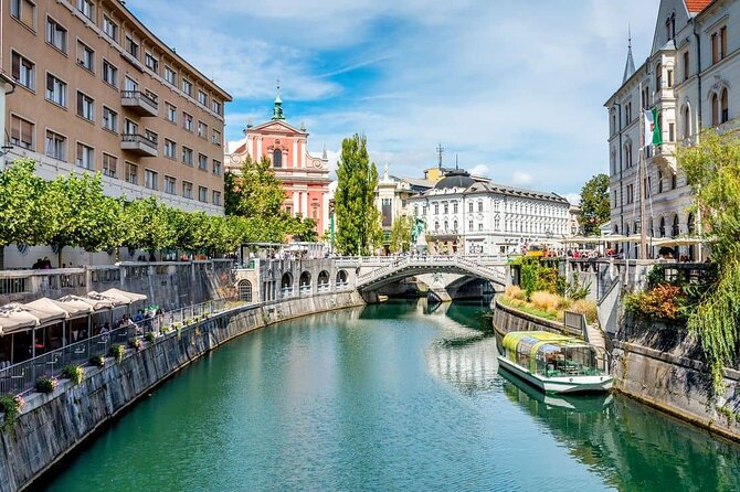 Ljubljana and Lake Bled private day tour from Vienna - Vienna hotel pickup and the road trip to Ljubljana