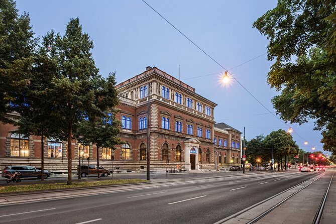 MAK - Museum of Applied Arts, Vienna, Ticket - Why the MAK museum on Vienna’s Ringstraße feels different