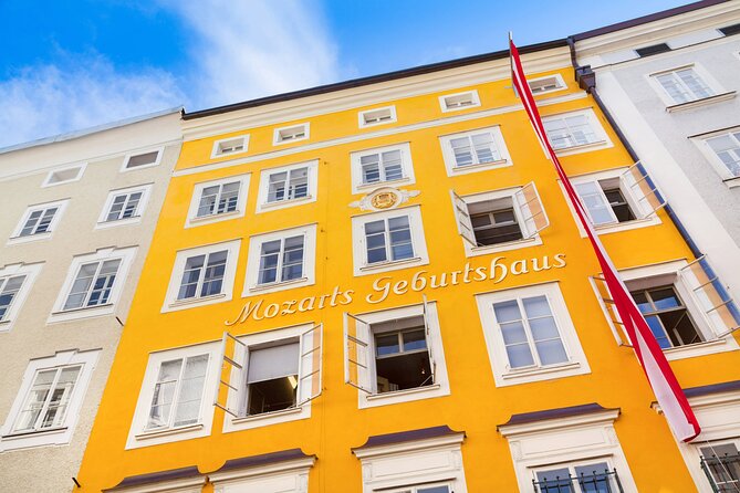 Mozart's Salzburg Exploration Game and Tour - Stop 1, Mozart Wohnhaus: instruments, family life, and a scavenger hunt mindset