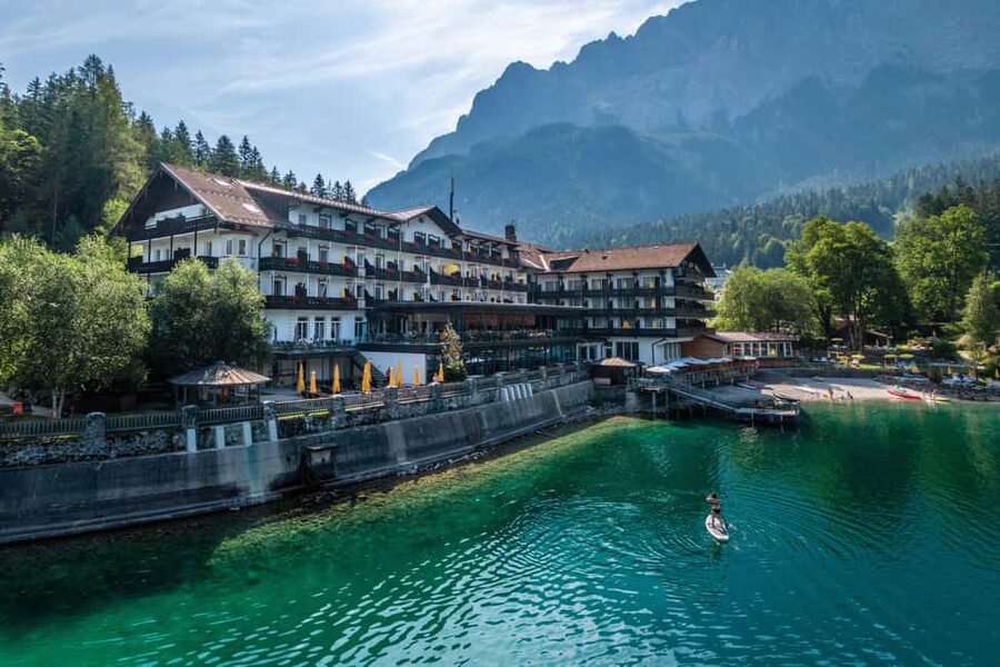 Munich: Neuschwanstein & Zugspitze, Eibsee + Austria, Privat - Eibsee Lake: the clearest payoff on the whole route