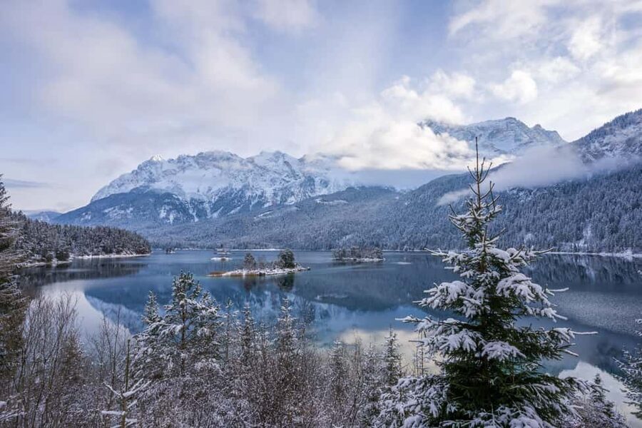 Munich: Neuschwanstein & Zugspitze, Eibsee + Austria, Privat - Leaving Munich, then making it real at Garmisch-Partenkirchen