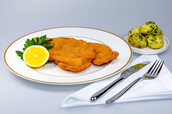 Nabiel's Vienna Cooking Class - Hands-on level: you cook, but not every element is zero-prep