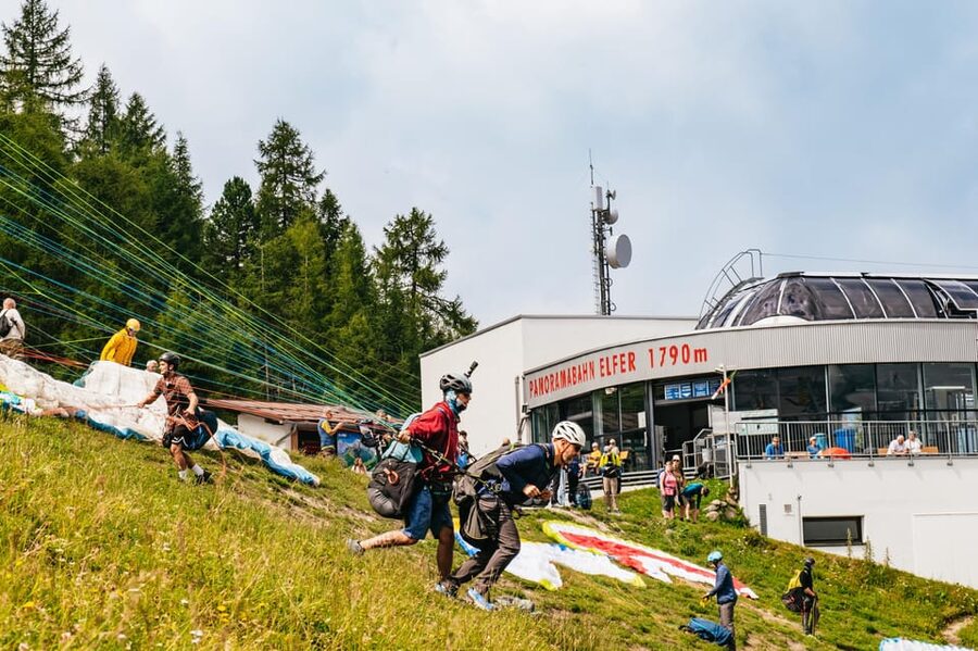Neustift im Stubaital: Tandem Paragliding Flight - Should you book tandem paragliding with Paragliding Tirol in Neustift?