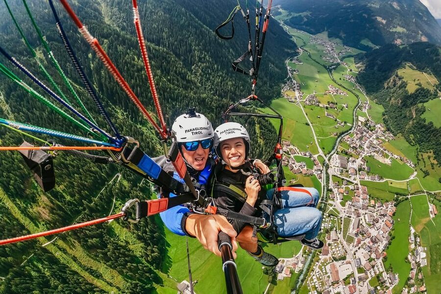 Neustift im Stubaital: Tandem Paragliding Flight - Getting to the launch: Elferlifte Hochstubai cable car and the short ramp prep