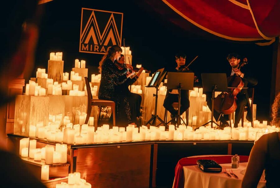Nuit des Lumières - The Candlelight Dinner Concert in Vienna - Nuit des Lumières in Vienna: candlelit dinner with a real string quartet
