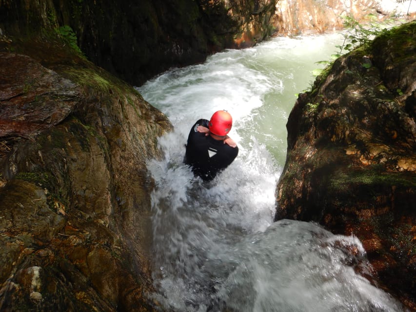Oetztal: Canyoning "ClearWater" - Learning surefootedness on rock before the big moves