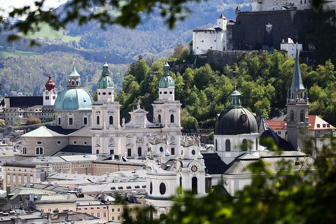 Original Sound of Music Full-Day Private Tour - Hellbrunn gazebo: a quick reset with a big payoff