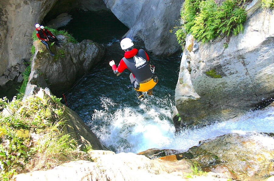 Ötztal: Advanced Canyoning at Auerklamm - Jumps, abseils, and slides: how the adrenaline actually stacks up