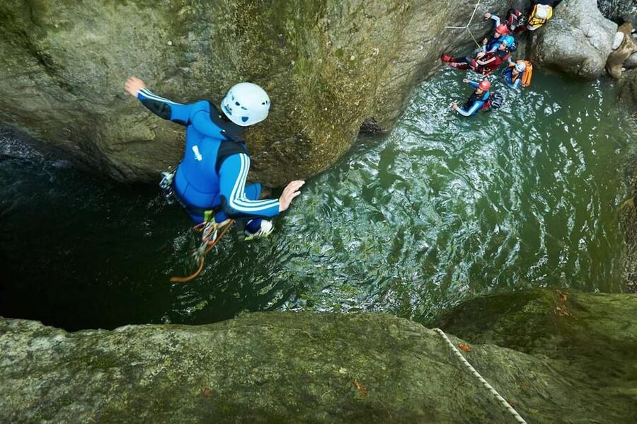 Ötztal: Beginners Canyoning Experience - Certified guides and the safety style you want