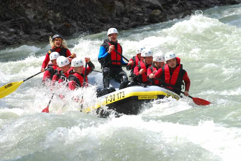 Ötztal: Rafting at Imster Canyon for Beginners - What beginner rafting on the Inn actually feels like