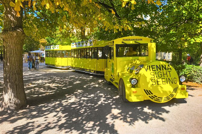 Panoramabahn Schoenbrunn - Why This Little Train Works in Schönbrunn Park