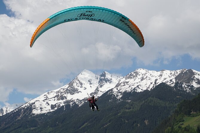 Paragliding in the morning - Key highlights at a glance