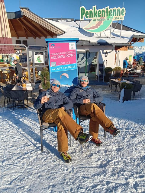 Paragliding Tandem Flight - Meeting up in Mayrhofen and getting ready the right way