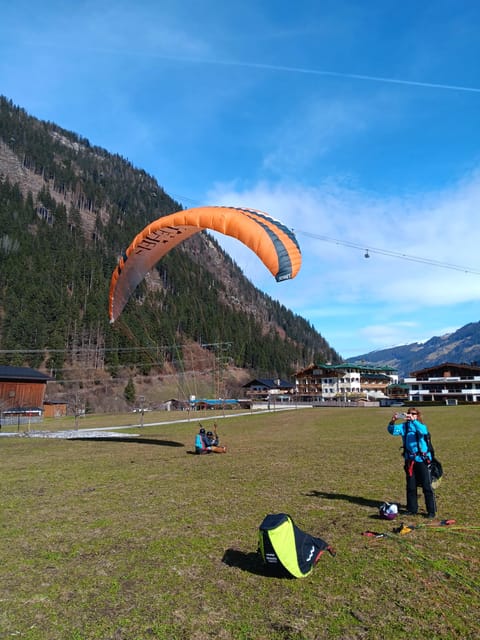 Paragliding Tandem Flight - Timing, weather, and how to get the most out of a short flight
