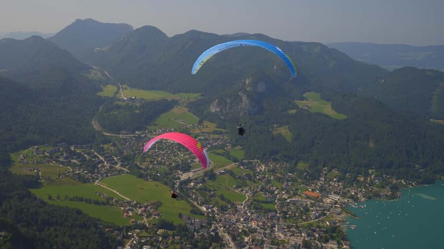 Paragliding Tandem in Salzkammergut / Sound of Music Flight - Salzkammergut in the air, Zwölferhorn to Wolfgangsee
