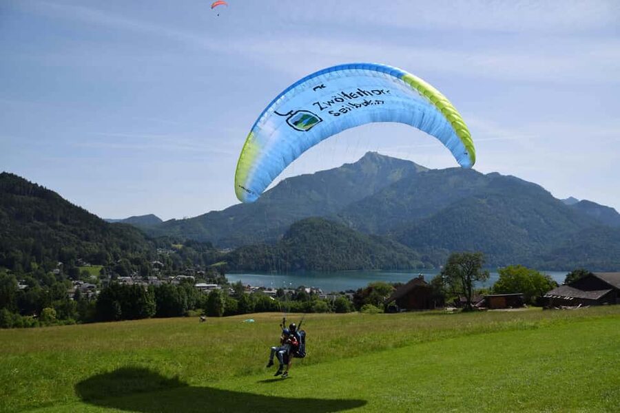 Paragliding Tandem in Salzkammergut / Sound of Music Flight - Price and value: what $187 is really paying for