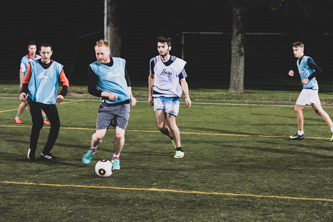 Play Football Friendly in Vienna - Sportcenter Donaucity: Where Your Friendly Match Comes Together