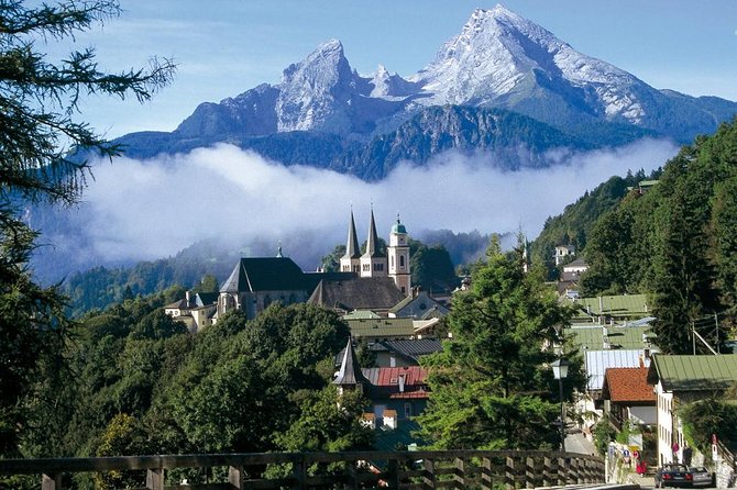 Private Bavarian Mountain Tour from Salzburg - Berchtesgaden royal residence views, plus quick Bavarian wandering