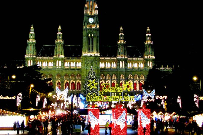 Private Christmas Markets Walking Tour Vienna - Speckstandl: a smokehouse stop for hearty bites
