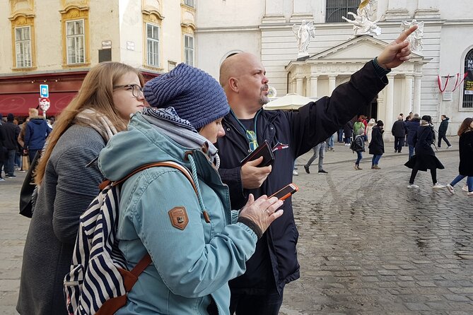 Private City Discovery walk - Historical Treasure hunt - Your route through Inner City: Michaelerplatz and beyond