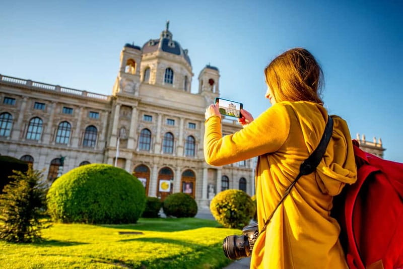 Private day trip: Budapest > Bratislava & Vienna, in English - The Private Vehicle Setup: Comfort Based on Your Group Size