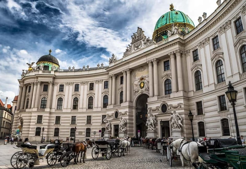 Private day trip: Budapest > Bratislava & Vienna, in English - Bratislava Old Town: A Walkable Stroll With Castle Views