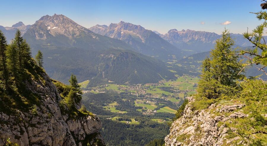 Private day trip from Munich to Eagle's Nest & Hallstatt - The Practical Comfort of a Private English-Speaking Driver