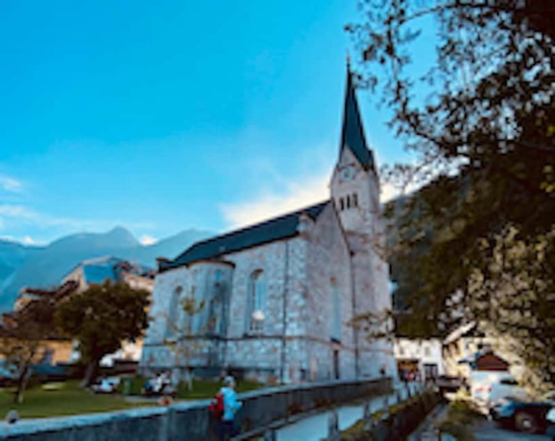 Private day trip from Salzburg to St. Gilgen & Hallstatt - Should You Book This Private Salzburg to St. Gilgen and Hallstatt Day?