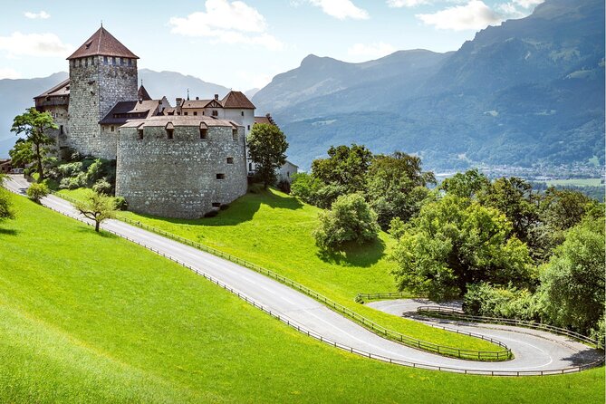 Private Daytrip by Car to Liechtenstein, Germany, Austria & Swiss - Four-country payoff from Zurich, without the stress