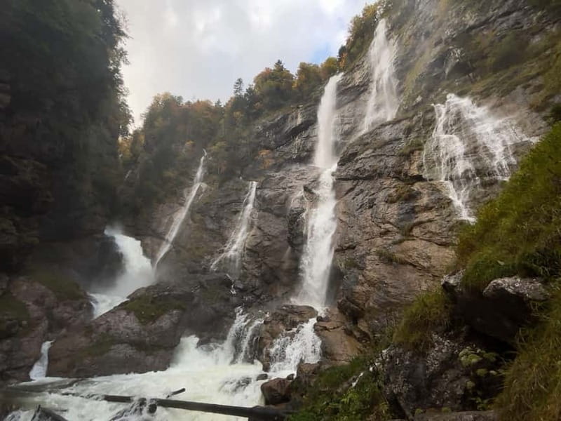 Private Hallstatt & Bad Ischl Day Tour from Salzburg - Why This Private Route Works: Lakes First, Hallstatt Without the Rush