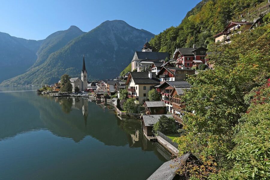 Private Hallstatt Tour from Salzburg - A possible bonus detour: Wolfgangsee in spare time
