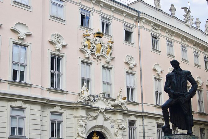 Private Jewish Walking Tour Vienna - The itinerary in real walking order: University area to central landmarks