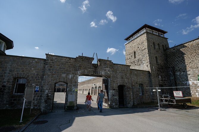 Private Memorial Tour from Vienna to Mauthausen & Eagle's Nest - Alpine break on the way to Obersalzberg: decompress, then reframe the story