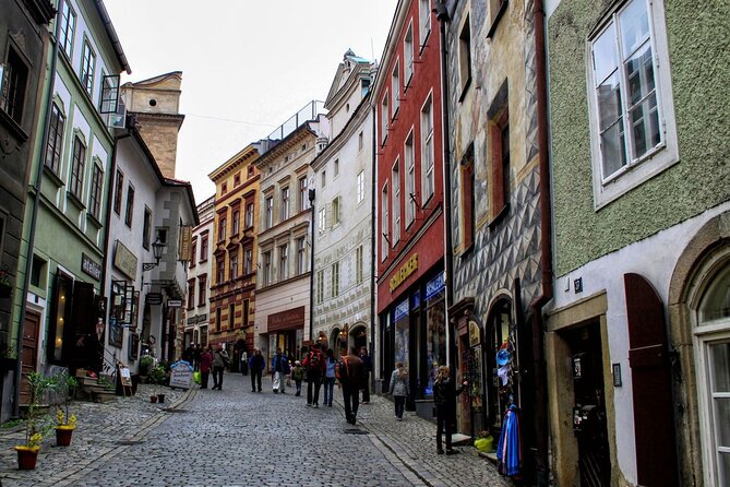 Private one way transfer from Cesky Krumlov to Vienna - When This One Way Transfer Fits Best