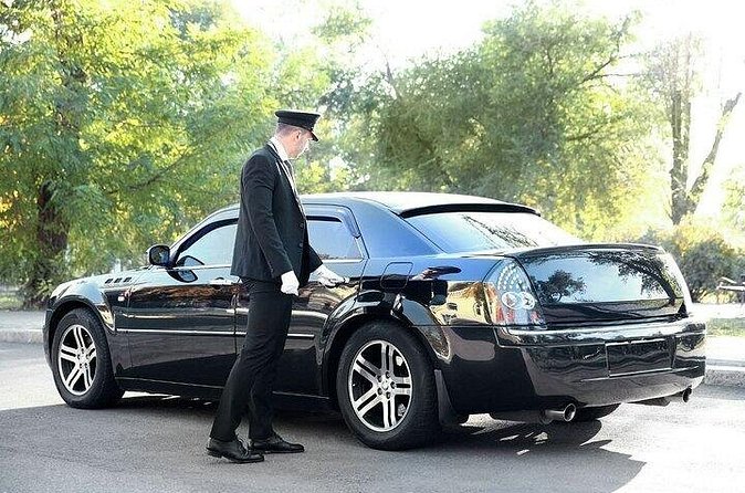 Private One-way Transfer Vienna Airport To Vienna - If Your Flight Changes: How to Handle Delays Without Losing Your Mind